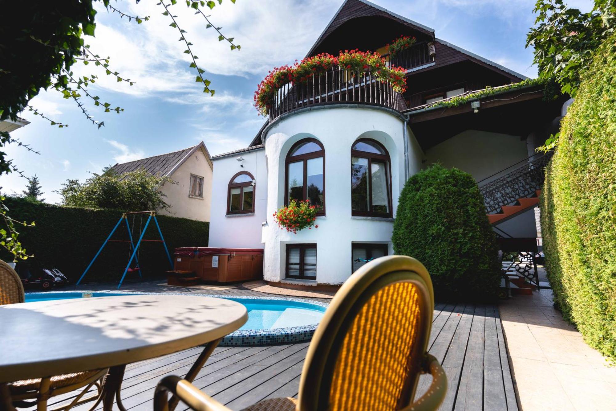 Po Kastonu & Spa Palanga Exterior foto
